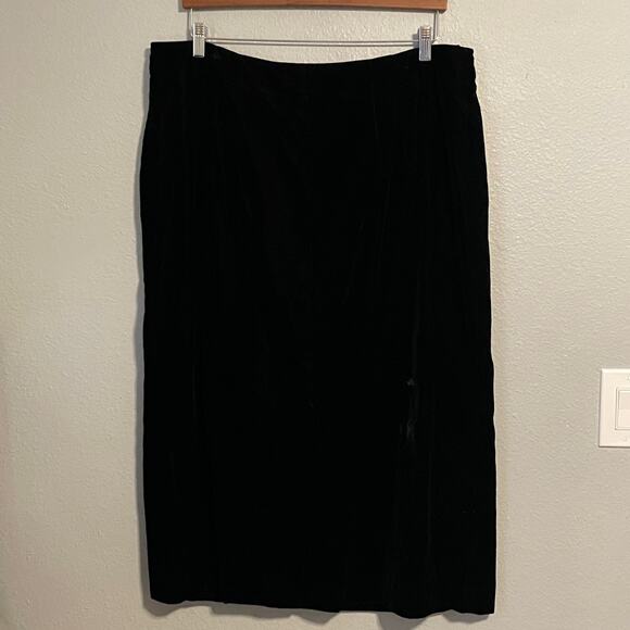Vintage Ruff Hewn Skirt Womens Size 18W Black Velvet Maxi High Waist Witchy 90s - Picture 2 of 7